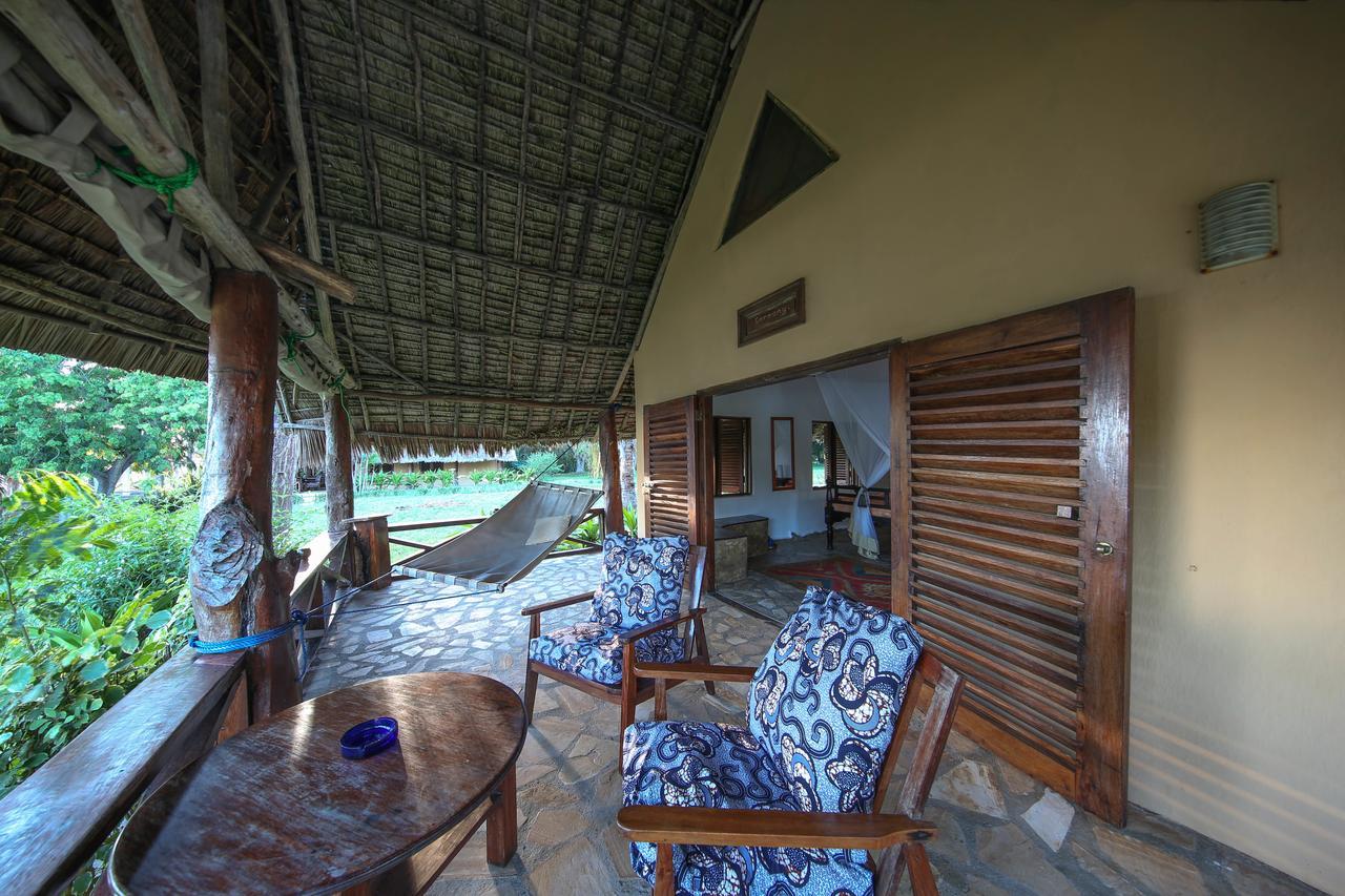 Kinasi Lodge Utende Eksteriør billede