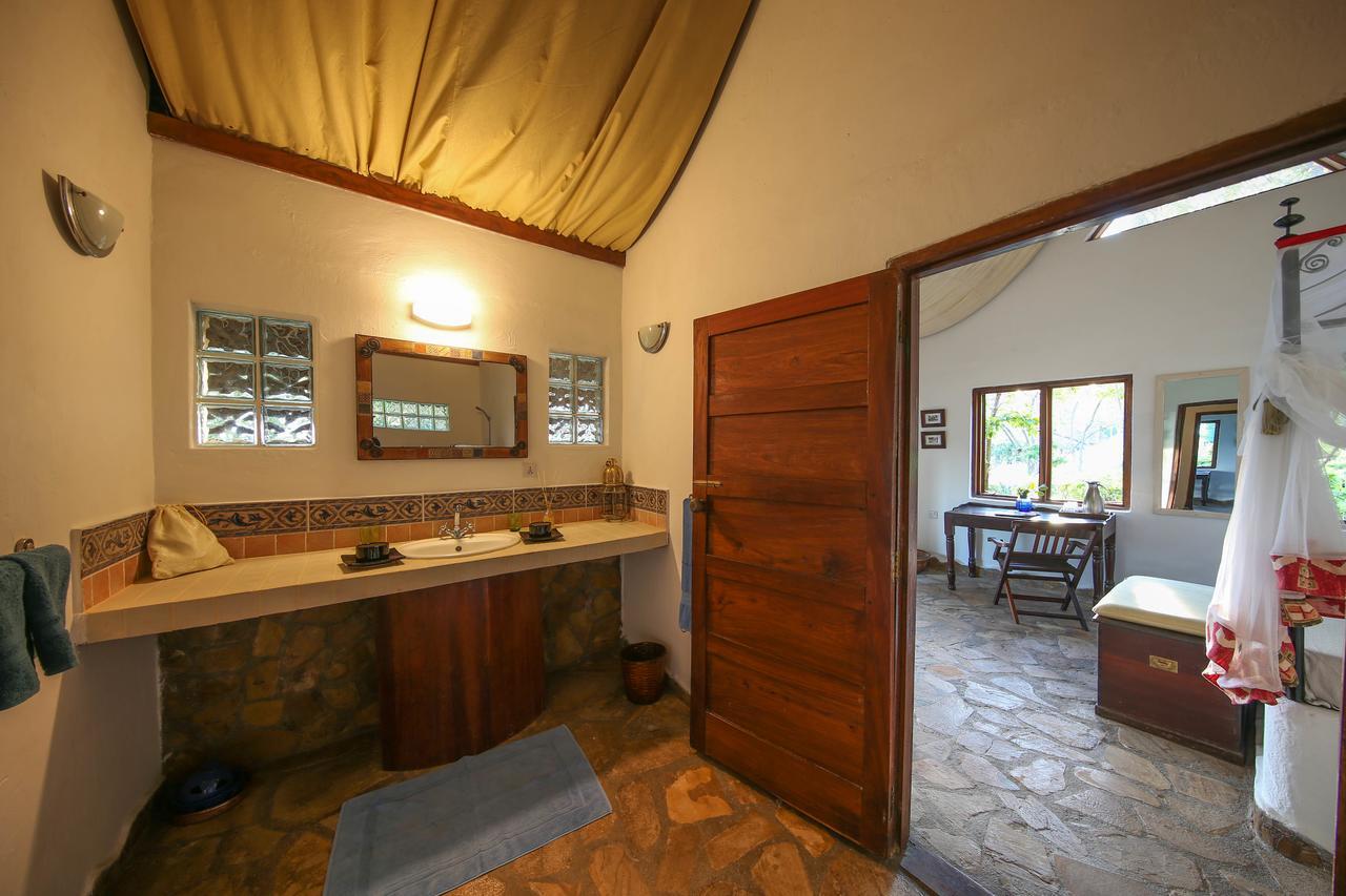 Kinasi Lodge Utende Eksteriør billede