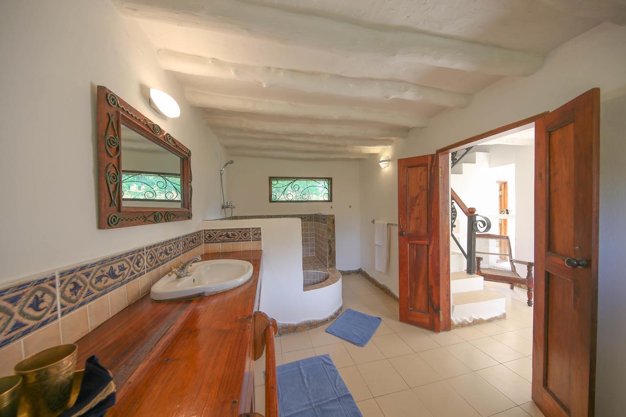Kinasi Lodge Utende Eksteriør billede